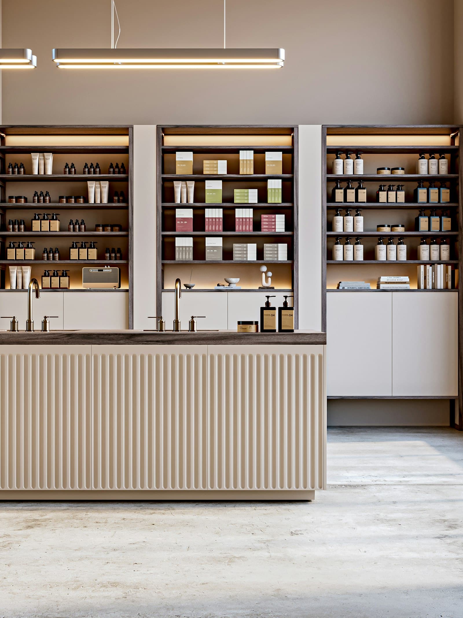 Retail storefront